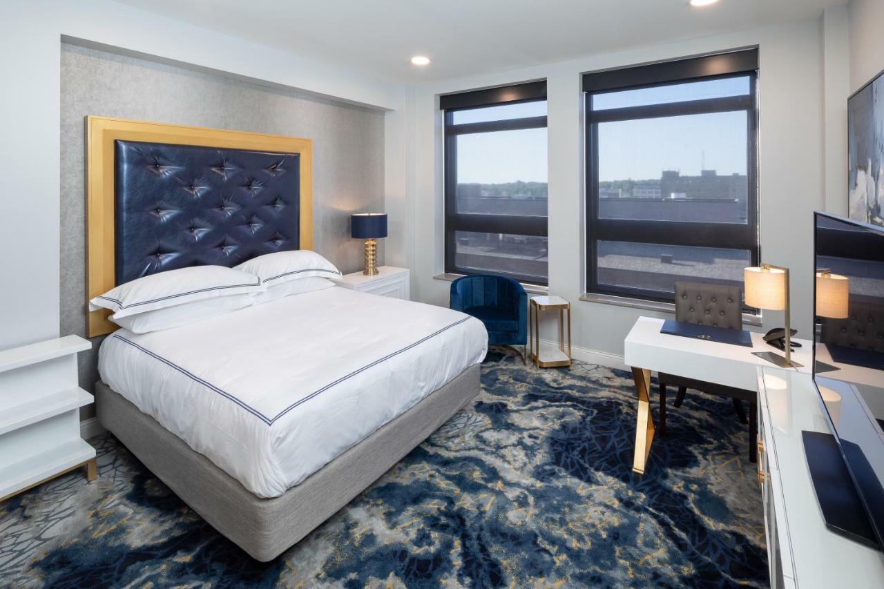 Hotel On Phillips Sioux Falls Esterno foto