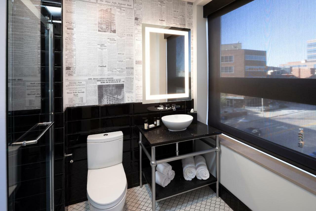 Hotel On Phillips Sioux Falls Esterno foto