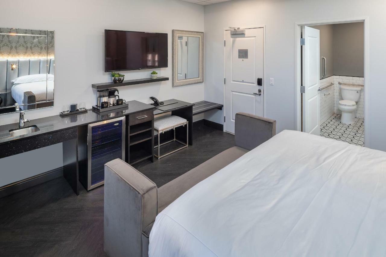 Hotel On Phillips Sioux Falls Esterno foto